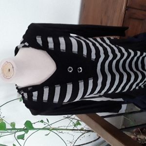 Black and gray with thin silver strip tunic.